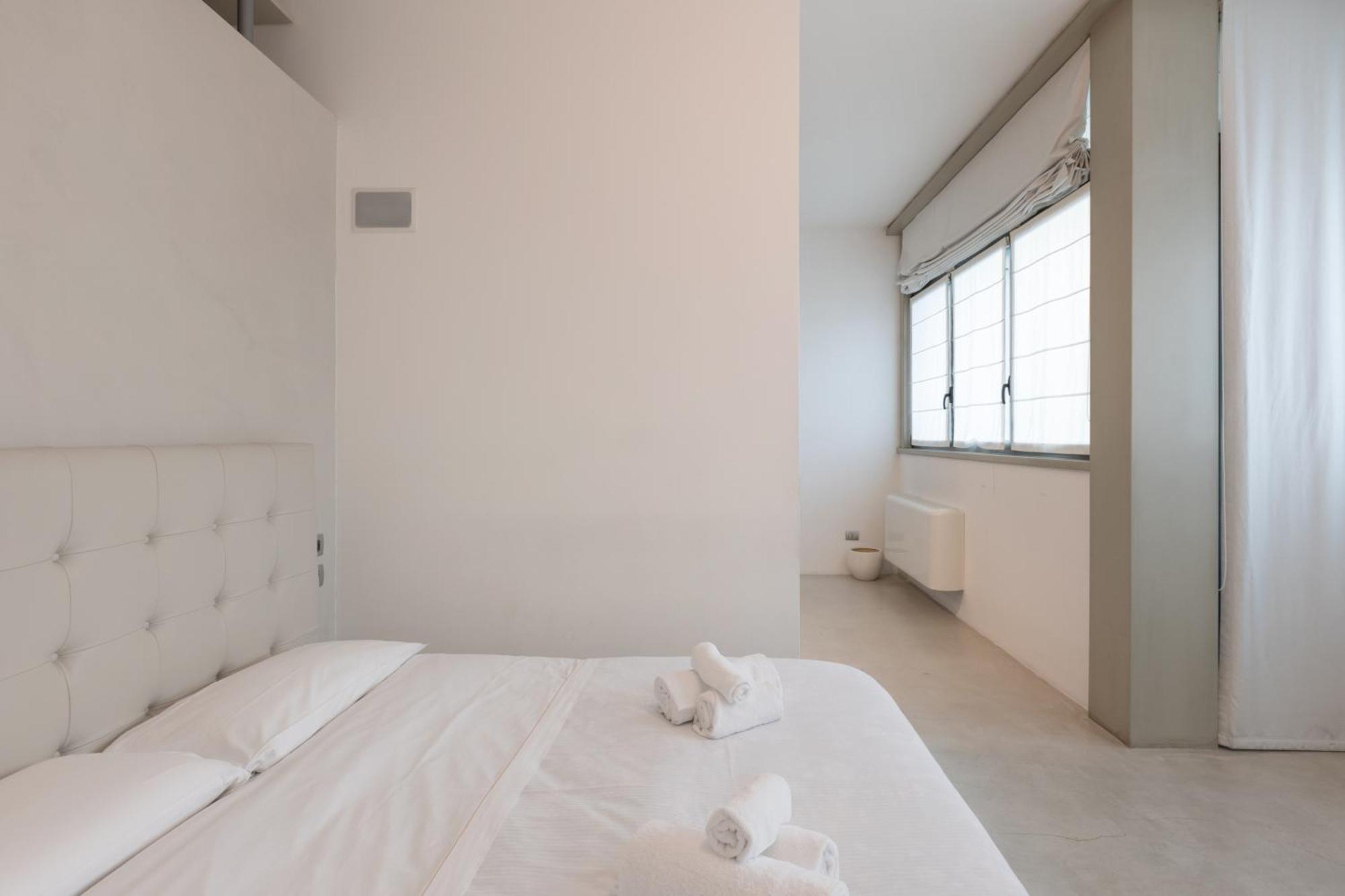 Ampio Bilocale Repubblica - Mirable Pm Apartment Милано Екстериор снимка